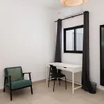 Large With Private Garden Apartamento *