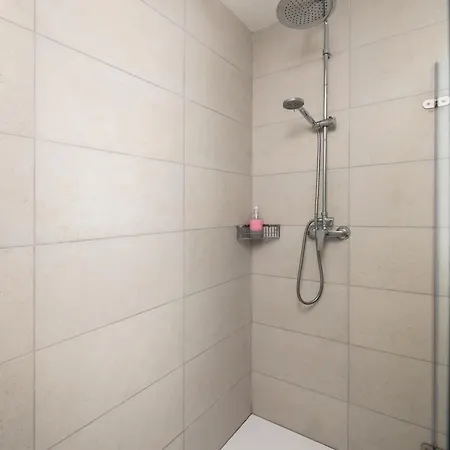 Large With Private Garden * Marsaskala