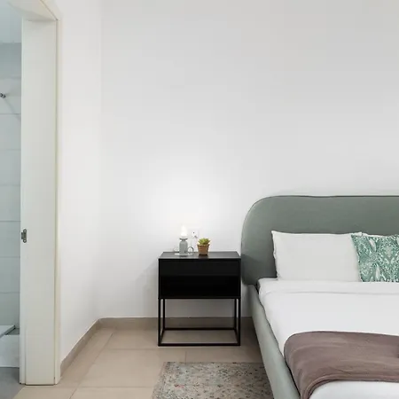 Apartamento Large With Private Garden *