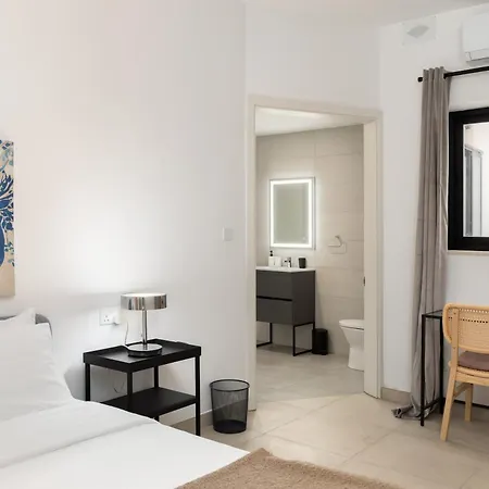 Large With Private Garden Marsaskala