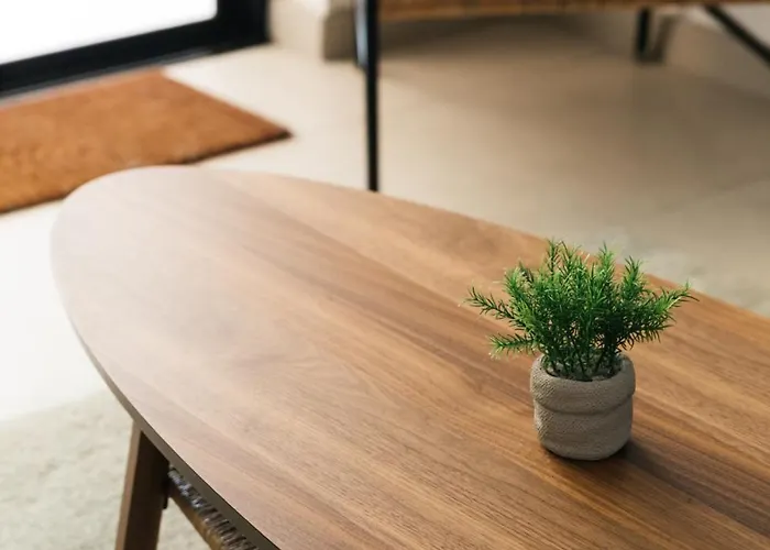 דירה Large With Private Garden מרססקלה