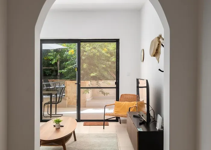 Large With Private Garden *