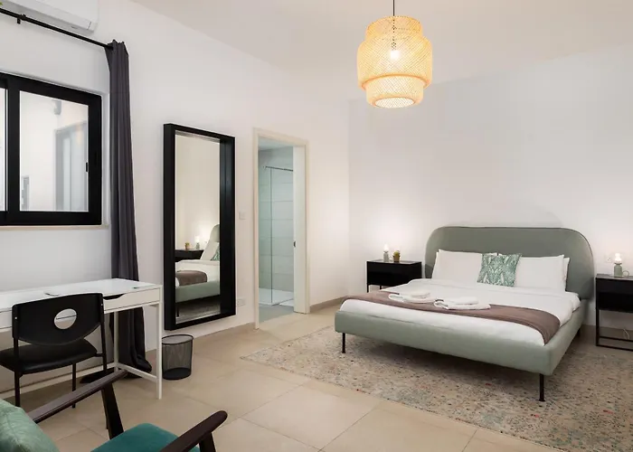 Large With Private Garden *