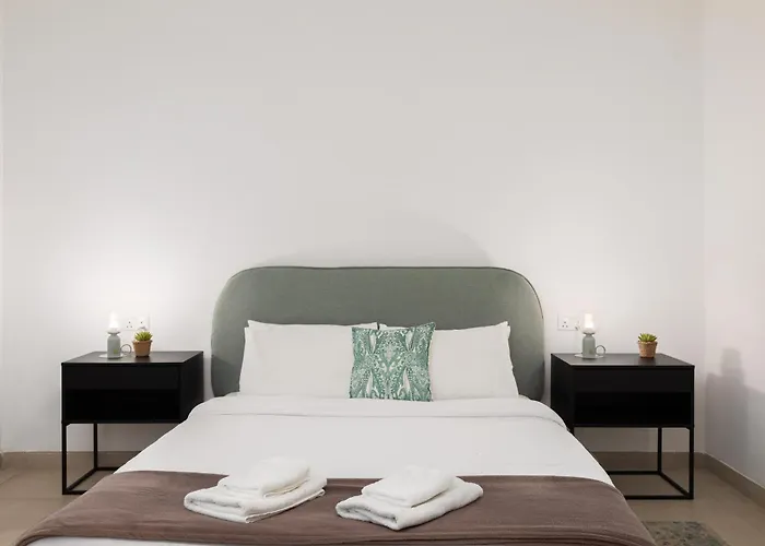 Large With Private Garden * Marsaskala